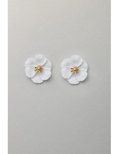 Bow 19 Flower Small Earrings Mat White