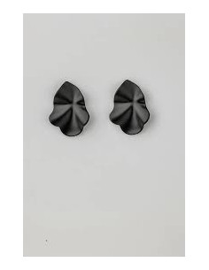 Bow 19 Lip Earrings Black Pearl S