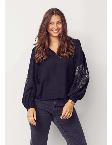 Isay Elly New Blouse Black